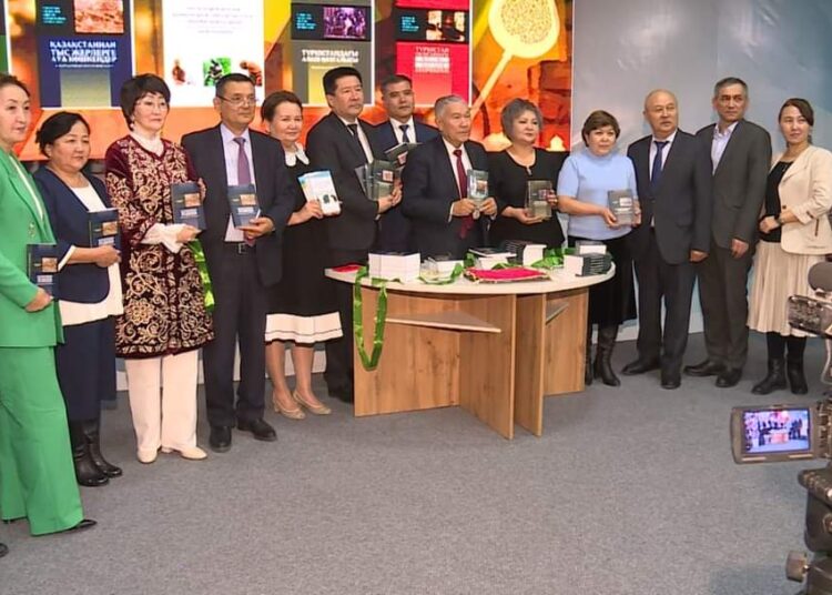 ТҮРКІСТАНДА САЯСИ ҚУҒЫН-СҮРГІН ҚҰРБАНДАРЫН ТОЛЫҚ АҚТАУ ЖӨНІНДЕГІ КІТАПТАР ЖИНАҒЫНЫҢ ТҰСАУКЕСЕРІ ӨТТІ