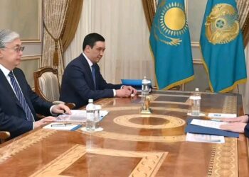 Мемлекет басшысы Жоғарғы Сот төрағасы Асламбек Мерғалиевті қабылдады