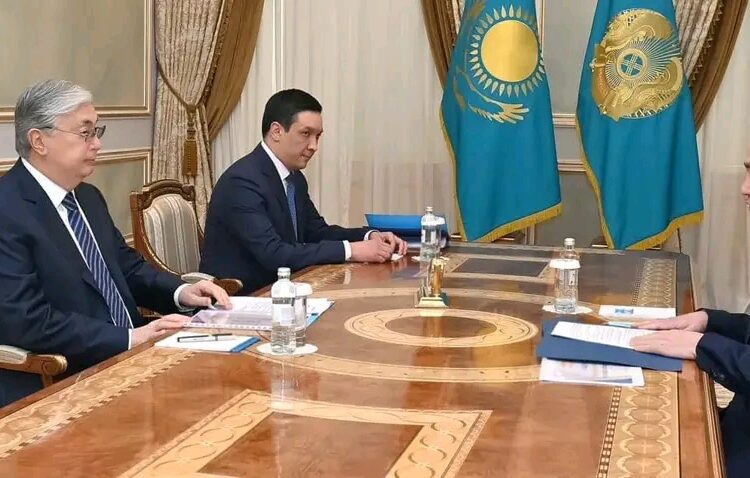 Мемлекет басшысы Жоғарғы Сот төрағасы Асламбек Мерғалиевті қабылдады