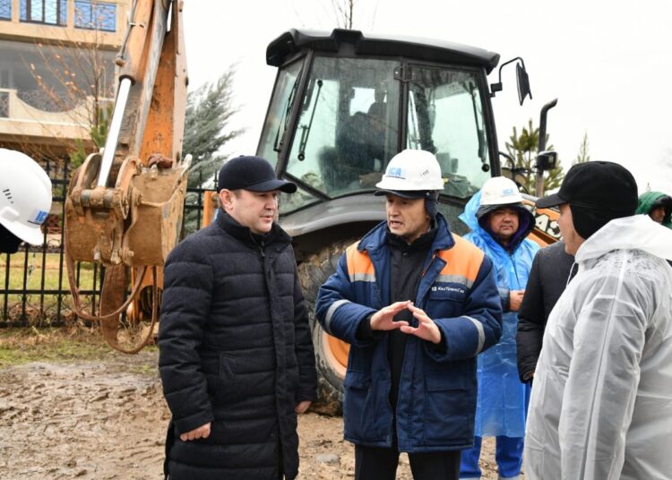 ҚАЙТА ҚАЛПЫНА КЕЛТІРУ ЖҰМЫСТАРЫ ҚАЛА ӘКІМІНІҢ ТІКЕЛЕЙ БАҚЫЛАУЫНДА