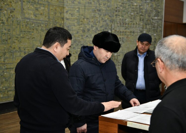 ШЫМКЕНТТЕГІ КОММУНАЛДЫҚ ҚЫЗМЕТ САЛАСЫ ҚАЛА ӘКІМІНІҢ ТІКЕЛЕЙ ҚАДАҒАЛАУЫНДА