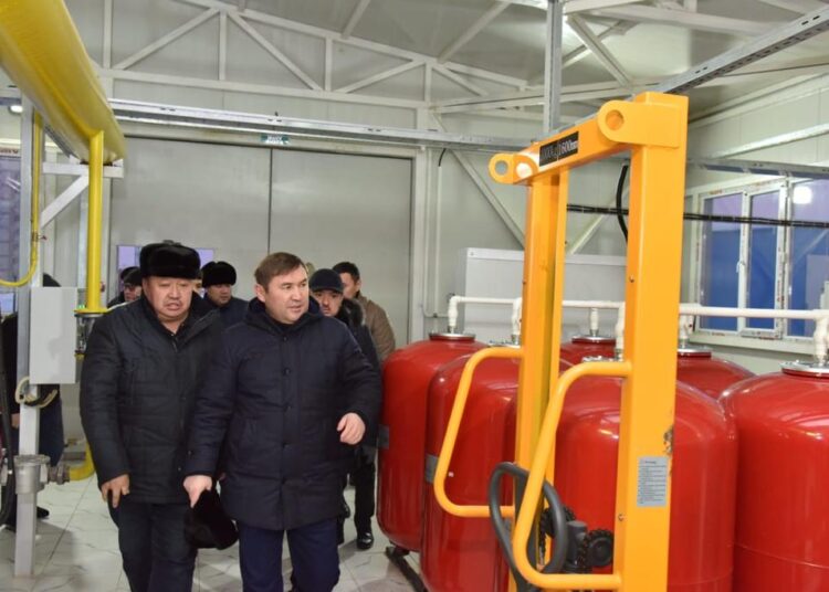 М.ӘЙТЕНОВ ШЫМСИТИДЕГІ ҚАЗАНДЫҚТАРДЫҢ ЖАЙ-КҮЙІН ТЕКСЕРДІ