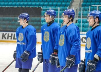 ҚЫСҚЫ УНИВЕРСИАДА: ХОККЕЙДЕН ҚАЗАҚСТАН ҚҰРАМАСЫ ҚОЛА ЖҮЛДЕГЕР АТАНДЫ