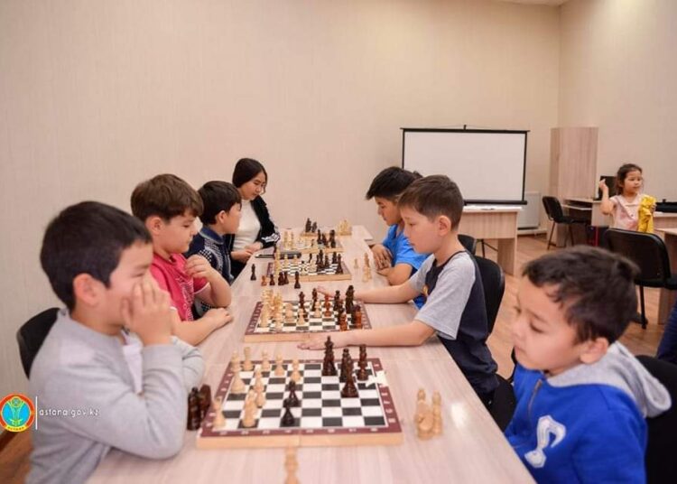 ШЫМКЕНТТІК ОҚУШЫЛАРДЫҢ 77 ПАЙЫЗДАН АСТАМЫ ҚОСЫМША БІЛІММЕН ҚАМТЫЛҒАН