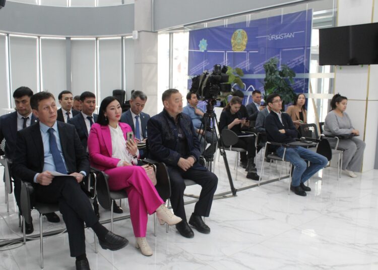 ТҮРКІСТАН: ЖОО-НЫҢ ҮЗДІК ТҮЛЕКТЕРІ МЕМЛЕКЕТТІК ҚЫЗМЕТКЕ КОНКУРССЫЗ ТАҒАЙЫНДАЛА АЛАДЫ
