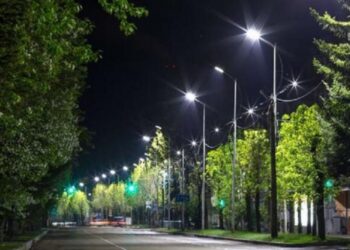 ЖАРЫҚТАНДЫРУ КЕЗІНДЕ ӘЛЕУМЕТТІК НЫСАНДАР ОРНАЛАСҚАН КӨШЕЛЕРГЕ БАСЫМДЫҚ БЕРІЛЕДІ