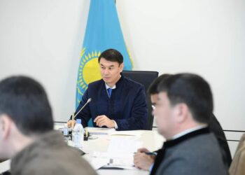 ДАРХАН САТЫБАЛДЫ ТҰРҒЫНДАРҒА ҚОЛАЙЛЫ ЖАҒДАЙ ЖАСАУ ЖҰМЫСТАРЫН ЖАНДАНДЫРУДЫ ТАПСЫРДЫ