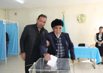 ТҮРКІСТАН: АРЫСТА ТЕМІРЖОЛШЫЛАР ӘУЛЕТІ ӨЗ ТАҢДАУЫН ЖАСАДЫ