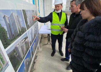 ТҮРКІСТАН ҚАЛАСЫНДАҒЫ ҚҰРЫЛЫС НЫСАНДАРЫНА БАСПАСӨЗ-ТУРЫ ҰЙЫМДАСТЫРЫЛДЫ