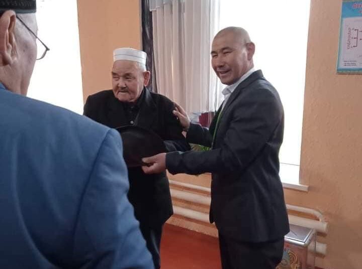 ТҮРКІСТАН: САРЫАҒАШТА 90 ЖАСТАҒЫ ҚАРИЯ ДАУЫС БЕРДІ