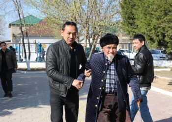 ТҮРКІСТАН: АРЫСТА ТЕМІРЖОЛШЫЛАР ӘУЛЕТІ ӨЗ ТАҢДАУЫН ЖАСАДЫ