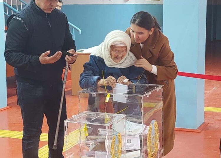 ҒАСЫР ЖАСАҒАН ӘЖЕМІЗ ӨЗ ТАҢДАУЫН ЖАСАДЫ