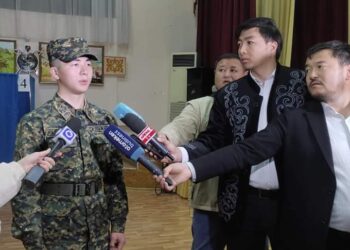 ШЫМКЕНТ:  ӘСКЕРИ БӨЛІМДЕ 800-ГЕ ЖУЫҚ САРБАЗ ӨЗ ТАҢДАУЫН ЖАСАЙДЫ