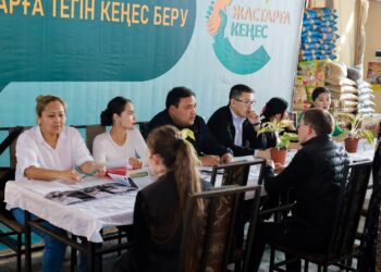 ЖАСТАРҒА КЕҢЕС БЕРІЛДІ