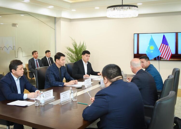 ТҮРКІСТАН: «SHARDARA ARMSPORT» КЛУБЫ 8 ҰЛ-ҚЫЗЫ БАР МҰҚТАЖ ОТБАСЫҒА БАСПАНА СЫЙЛАДЫ