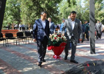 ТҮРКІСТАН: АРЫСТЫҚТАР САЯСИ ҚУҒЫН-СҮРГІН ҚҰРБАНДАРЫ РУХЫНА ТАҒЗЫМ ЕТТІ