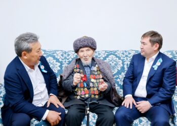 ҒАСЫР ЖАСАҒАН ҒҰМЫРЛАР