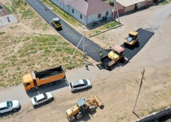 ТҮРКІСТАН: АРЫСТА ҚАЛА МЕН АУЫЛДАРДА ЖОЛДАРДЫҢ ҚҰРЫЛЫСЫ ЖҮРГІЗІЛУДЕ