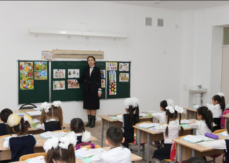 БИЫЛ ТҮРКІСТАН ОБЛЫСЫНЫҢ МЕКТЕПТЕРІ БЕЙНАБАҚЫЛАУМЕН ЖӘНЕ КӘСІБИ КҮЗЕТПЕН ТОЛЫҚ ҚАМТЫЛАДЫ