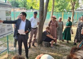 ТҮРКІСТАН: ТӨЛЕБИ АУДАНЫНДА 125 ОТБАСЫ ТОЗЫҒЫ ЖЕТКЕН ҮЙДЕН ЖАҢА БАСПАНАҒА ҚОНЫС АУДАРАДЫ