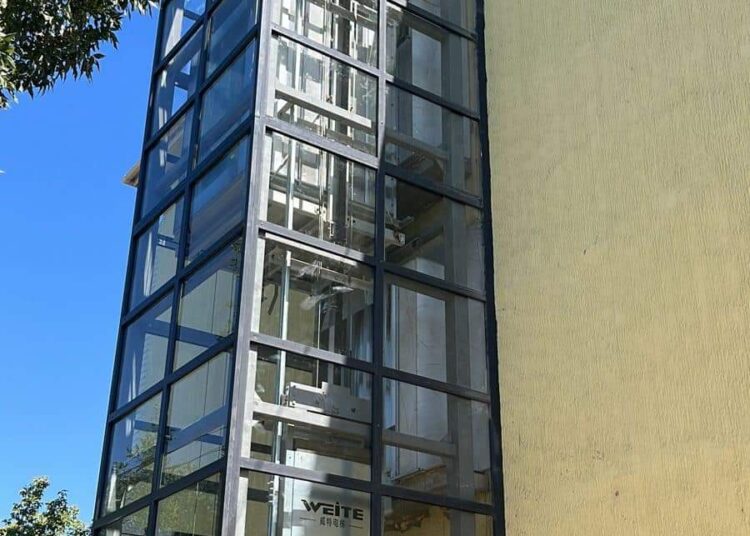 ТҮРКІСТАН: КЕНТАУДА «ЕРЕКШЕ» КОЛЛЕДЖГЕ ЖЕДЕЛСАТЫ ОРНАТЫЛЫП ЖАТЫР