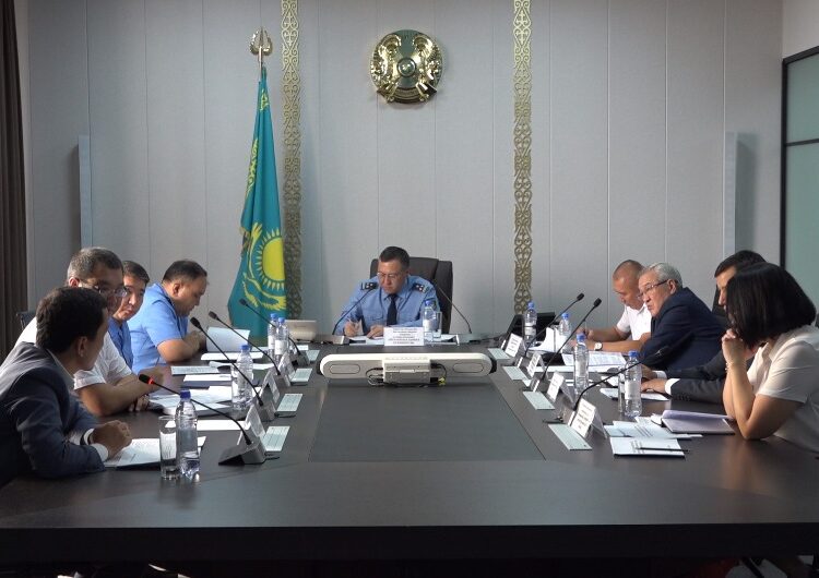 Полиция департаментінде жол апатын болдырмау бағытында ауқымды жиналыс өтті