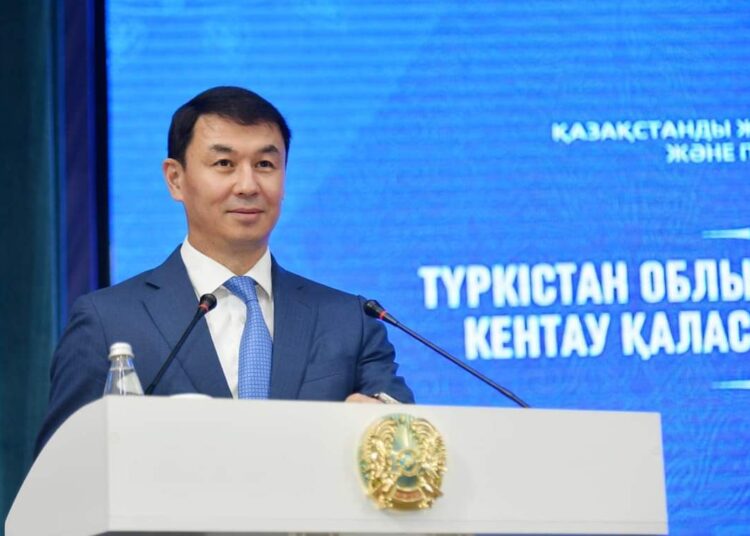ДАРХАН САТЫБАЛДЫ: «КЕНТАУДЫ ДАМЫТУҒА КҮШ САЛАМЫЗ»