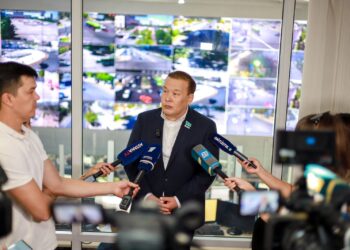 МӘЖІЛІС ДЕПУТАТЫ ПОЛИЦИЯ ДЕПАРТАМЕНТІ ЖЕДЕЛ БАСҚАРУ ОРТАЛЫҒЫНЫҢ ЖҰМЫСЫМЕН ТАНЫСТЫ