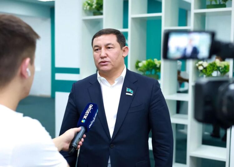 ЖОЛДАУ – ХАЛЫҚТЫҢ ТҰРМЫС-ТІРШІЛІГІН ЖАҚСАРТУҒА БАҒЫТТАЛАДЫ!