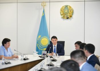 ДАРХАН САТЫБАЛДЫ АРЫСТЫҚ КӘСІПКЕРЛЕРДІҢ ІСКЕРЛІГІН ЖОҒАРЫ БАҒАЛАДЫ