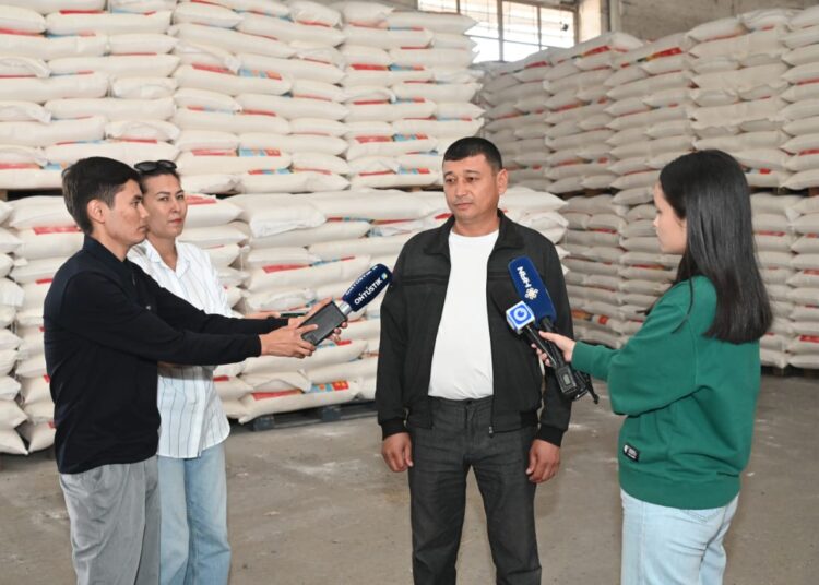 ШЫМКЕНТТЕ ӘЛЕУМЕТТІК АЗЫҚ-ТҮЛІКТІҢ ҚОРЫ ЖЕТКІЛІКТІ, БАҒАСЫ ТҰРАҚТЫ