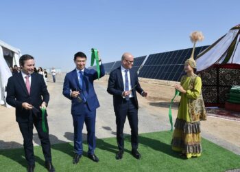 ТҮРКІСТАН ОБЛЫСЫНДА «ШӘУІЛДІР» ЗАМАНАУИ КҮН ЭЛЕКТР СТАНЦИЯСЫ АШЫЛДЫ