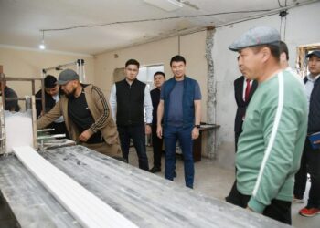 ТҮРКІСТАН ОБЛЫСЫНДА «АУЫЛ АМАНАТЫ» ЖОБАСЫ ЖҮЗЕГЕ АСҚАЛЫ АӘК АЛУШЫЛАР АЗАЮДА