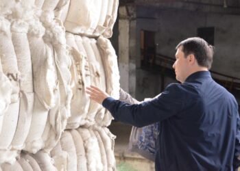 ОБЛЫС ӘКІМІНІҢ ОРЫНБАСАРЫ ЗАУЫТТАРДЫҢ ЖҰМЫСЫМЕН ТАНЫСТЫ