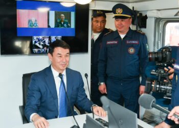 ТҮРКІСТАНДЫҚ ҚҰТҚАРУШЫЛАРҒА ӨРТ СӨНДІРУ КӨЛІКТЕРІ ТАБЫСТАЛДЫ