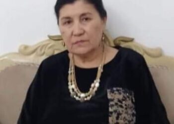 ХАЛЫҚ ЖОЛДАУДЫ ҚОЛДАЙДЫ