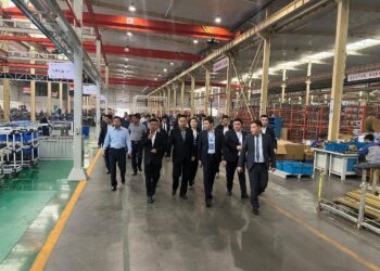 ТҮРКІСТАН ОБЛЫСЫНЫҢ ДЕЛЕГАЦИЯСЫ ҚЫТАЙДЫҢ АЛЫП КӘІСПОРЫНДАРЫН АРАЛАП, ИНВЕСТОРЛАРМЕН КЕЛІССӨЗДЕР ЖҮРГІЗДІ