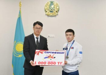 ТҮРКІСТАНДЫҚ БАЛУАН АСЫЛЖАН ЕСЕНГЕЛДІ – ӘЛЕМ ЧЕМПИОНАТЫНЫҢ КҮМІС ЖҮЛДЕГЕРІ