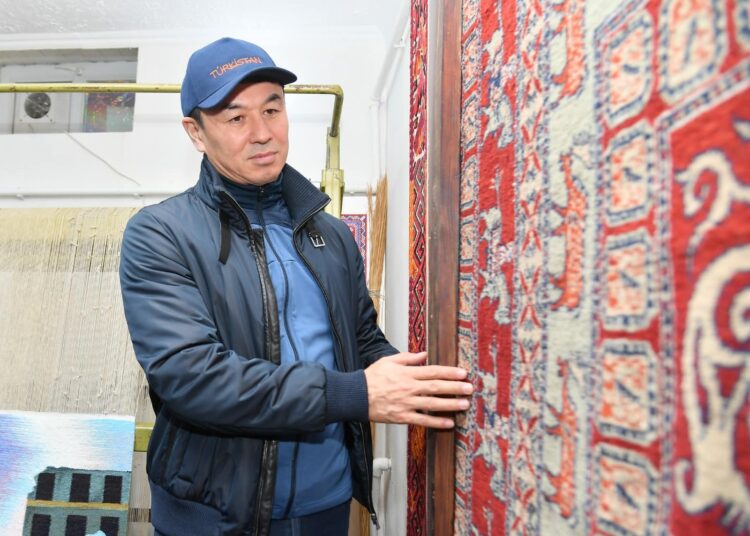 ДАРХАН САТЫБАЛДЫ КӘСІПКЕРЛІК НЫСАНДАРЫН АРАЛАДЫ