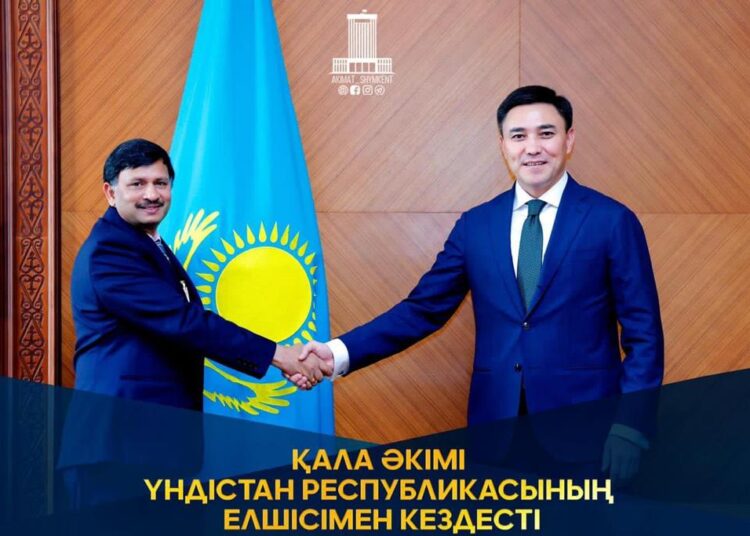 ҚАЛА ӘКІМІ ҮНДІСТАН РЕСПУБЛИКАСЫНЫҢ ЕЛШІСІМЕН КЕЗДЕСТІ