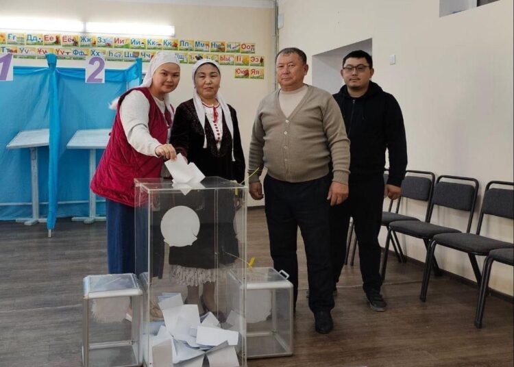 ӘКІМ САЙЛАУЫ: МАҚТААРАЛДА БІР ОТБАСЫ МҮШЕЛЕРІ ТҮГЕЛ ДАУЫС БЕРДІ