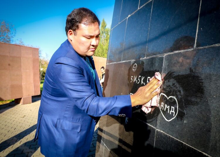 «ВАНДАЛИЗМГЕ ЖОЛ ЖОҚ!» АКЦИЯСЫ ҚАРҚЫНДЫ ЖАЛҒАСУДА