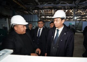 ТҮРКІСТАН: КЕНТАУДА ТАМШЫЛАТЫП СУАРУ МАШИНАЛАРЫН ШЫҒАРАТЫН КӘСІПОРЫН ЖҰМЫСЫН БАСТАДЫ
