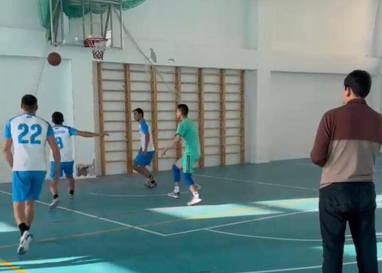 ТҮРКІСТАНДА ҚАРЖЫ САЛАСЫНЫҢ ҚЫЗМЕТКЕРЛЕРІ АРАСЫНДА САЙЫС ӨТІП ЖАТЫР