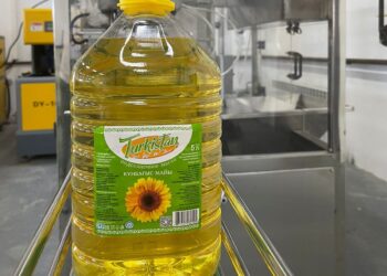 САЙРАМ АУДАНЫНДА «TURKISTAN» БРЕНДІМЕН КҮНБАҒЫС МАЙЫ ӨНДІРІЛЕДІ