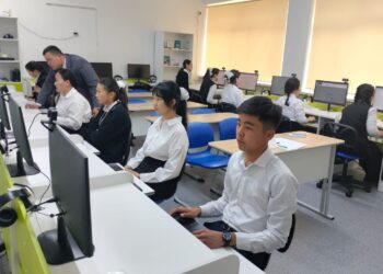 ТҮРКІСТАН: АУЫЛ МЕКТЕПТЕРІ ОҚУШЫЛАРЫНА АРНАЛҒАН РЕСПУБЛИКАЛЫҚ ПӘНДІК ОЛИМПИАДА БАСТАЛДЫ