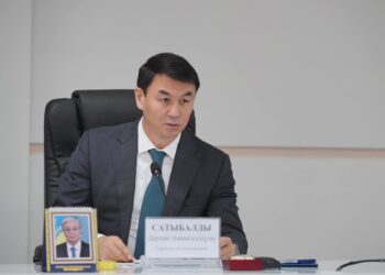 ДАРХАН САТЫБАЛДЫ: «ТӨЛЕБИ АУДАНЫНДА ТУРИЗМДІ ДАМЫТУ ҮШІН ҚОЛАЙЛЫ ЖАҒДАЙ ЖАСАУ ҚАЖЕТ»