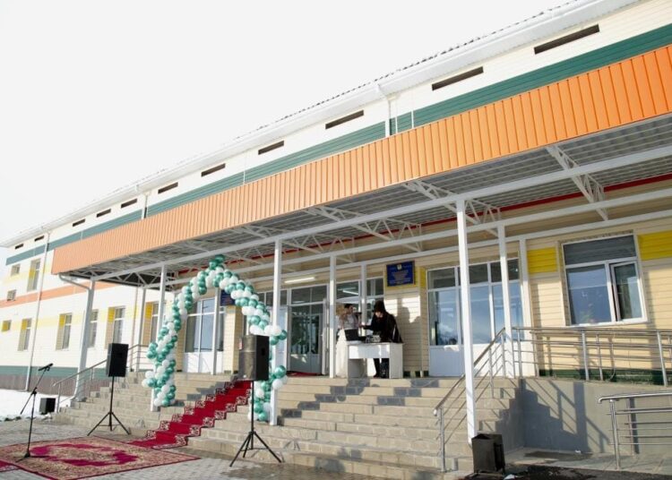 ТҮРКІСТАН: ТӘУЕЛСІЗДІК КҮНІ ҚАРСАҢЫНДА ТӨЛЕБИДЕ МЕКТЕПТІҢ ЖАҢА ҒИМАРАТЫ ПАЙДАЛАНУҒА БЕРІЛДІ