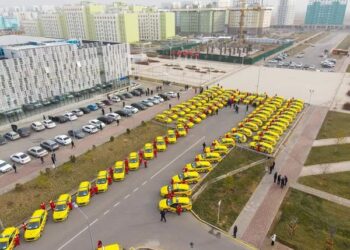 ТҮРКІСТАН ОБЛЫСЫНДА ДӘРІГЕРЛЕРГЕ 75 ЖЕДЕЛ ЖӘРДЕМ АВТОКӨЛІГІ ТАПСЫРЫЛДЫ