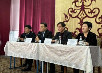 ҚАРАБҰЛАҚ АУЫЛЫНЫҢ ТҰРҒЫНДАРЫНА МЕМЛЕКЕТТІК БАҒДАРЛАМАЛАР ТҮСІНДІРІЛДІ